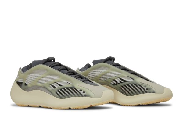 Adidas Yeezy 700 V3 ‘Fade Salt’ ID1674