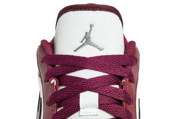 Air Jordan 1 Low ‘Bordeaux’ 553558-615