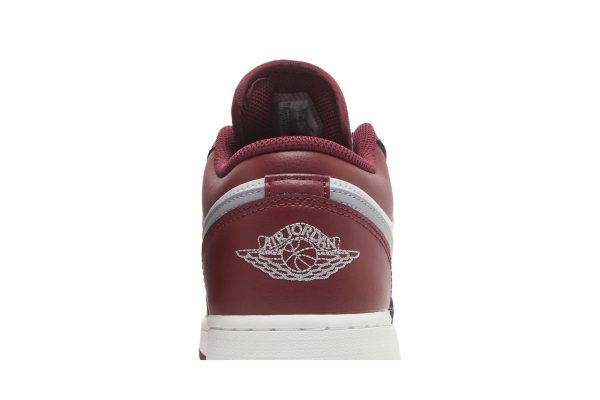 Air Jordan 1 Low ‘Bordeaux’ 553560-615