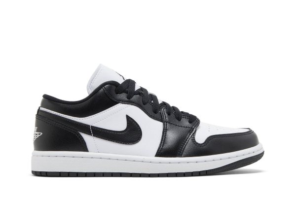 Air Jordan 1 Low ‘Panda’ DC0774-101