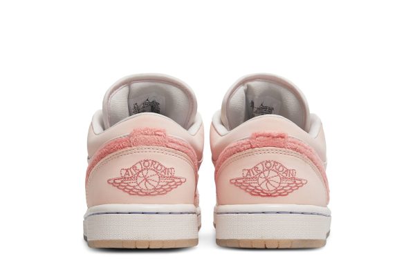 Air Jordan 1 Low SE ‘Mighty Swooshers Pink’ DM5443-666