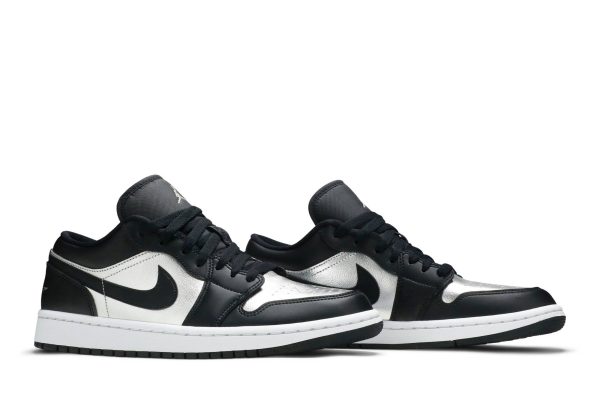 Air Jordan 1 Low SE ‘Silver Toe’ DA5551-001