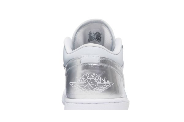 Air Jordan 1 Low SE ‘Tear Away Silver’ DX6070-101