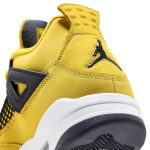 Air Jordan 4 Retro ‘Lightning’ 2021 CT8527-700