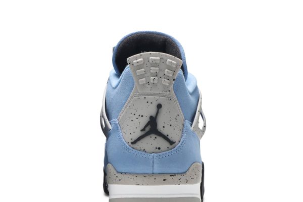 Air Jordan 4 Retro ‘University Blue’ CT8527-400