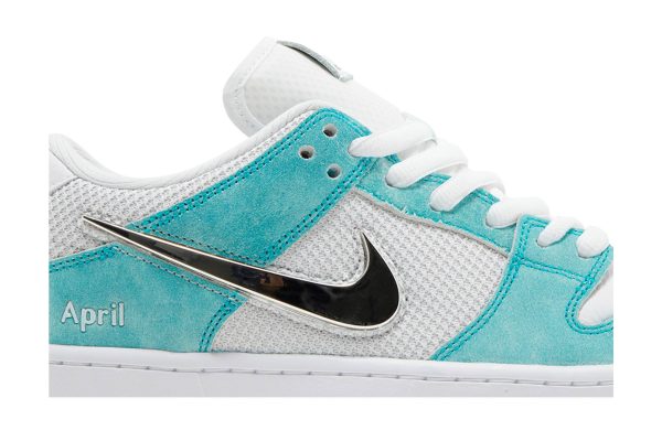 April Skateboards x Nike Dunk Low SB ‘Turbo Green’ FD2562-400