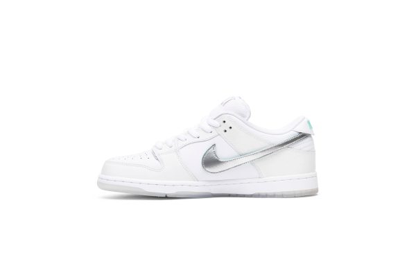 Diamond Supply Co. x Nike SB Dunk Low Pro White Diamond BV1310-100