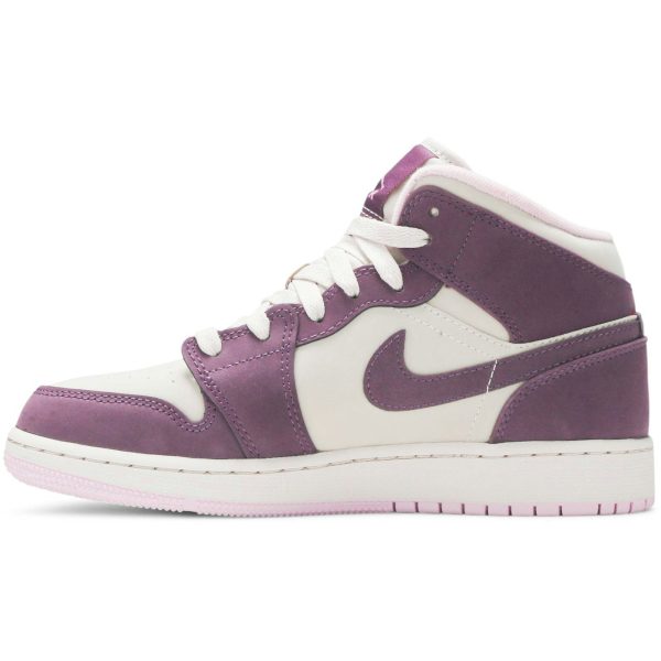 (GS) Air Jordan 1 Retro Mid ‘Pro Purple’ 555112-500