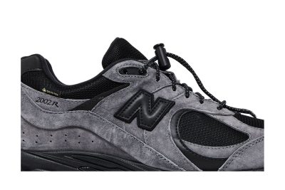 jjjjound-x-new-balance-2002r-gore-tex-charcoal-m2002rxz-wabt-b43no