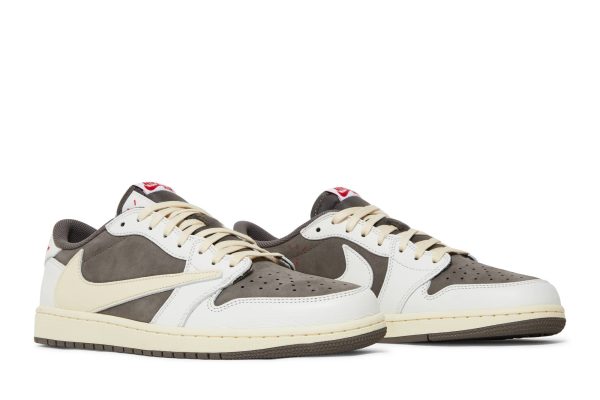 Travis Scott x Air Jordan 1 Retro Low OG ‘Reverse Mocha’ DM7866-162