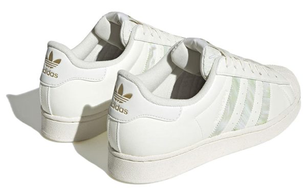 (W) Adidas originals Superstar Vegan ‘White Tint’ HQ6668