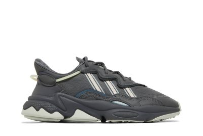 (W) adidas Ozweego ‘Grey Ash Silver’ EE5718