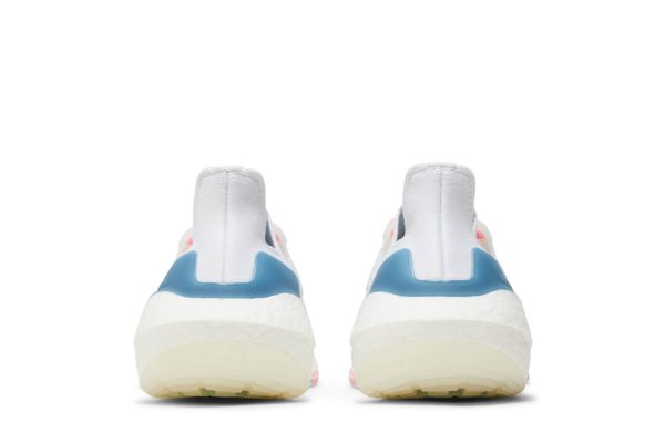 (W) Adidas UltraBoost 22 White Almost Blue GX5929