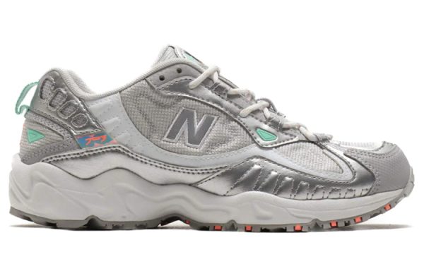 (W) New Balance 703 Series Silver Gray WL703BE